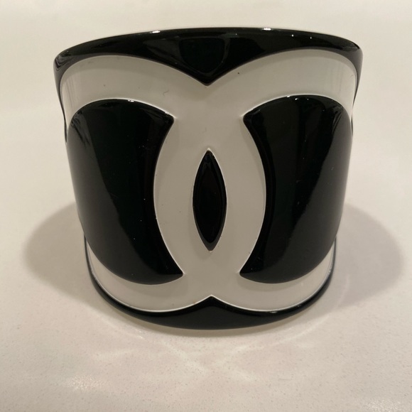 CHANEL Jewelry - Authentic Black and White Chanel CC bangle